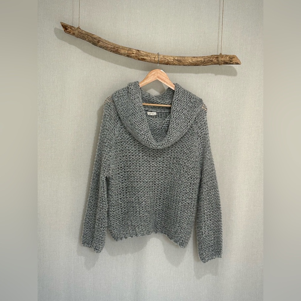 debut - Gray Chunky Cowl Neck Sweater